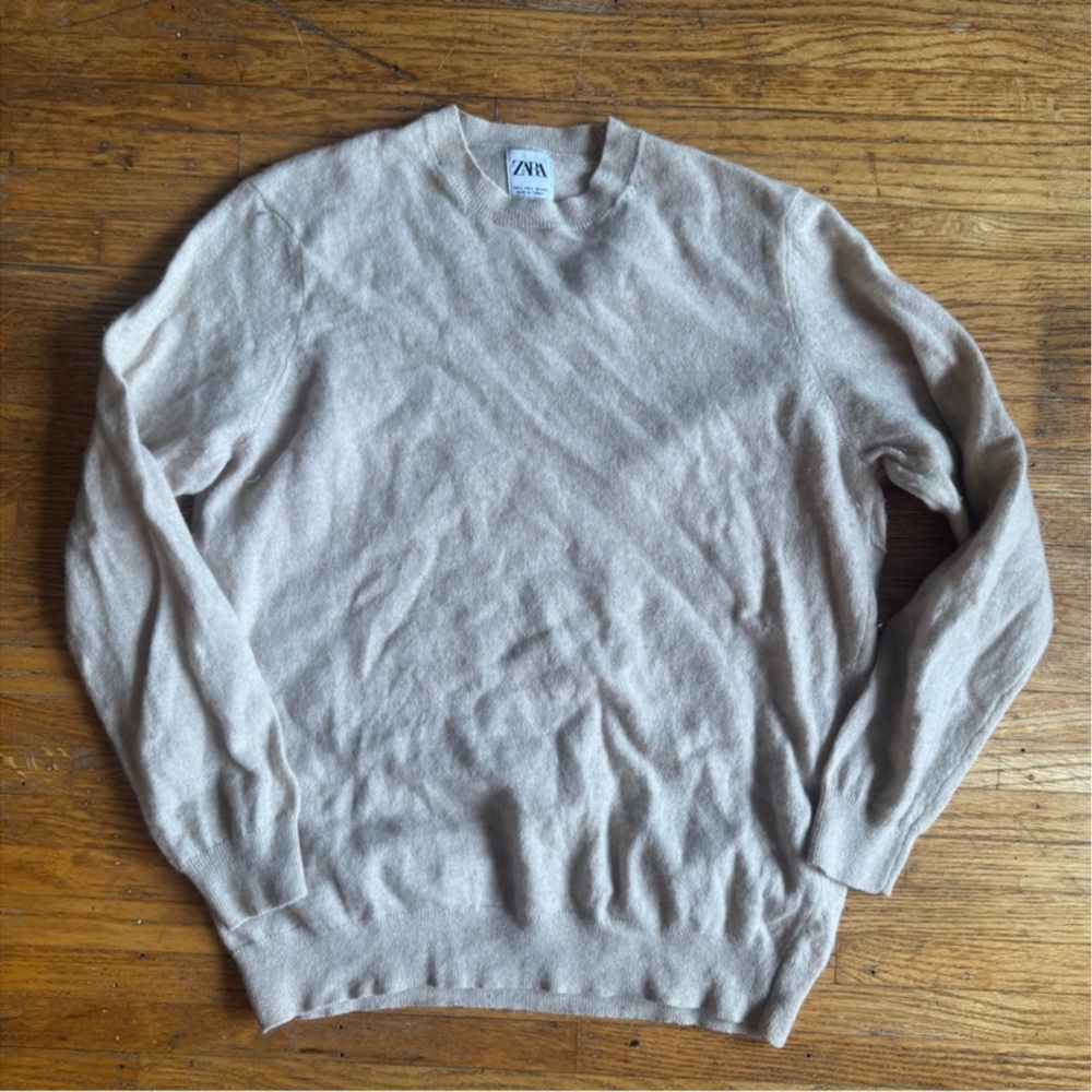 ZARA CREAM/BEIGE SWEATER